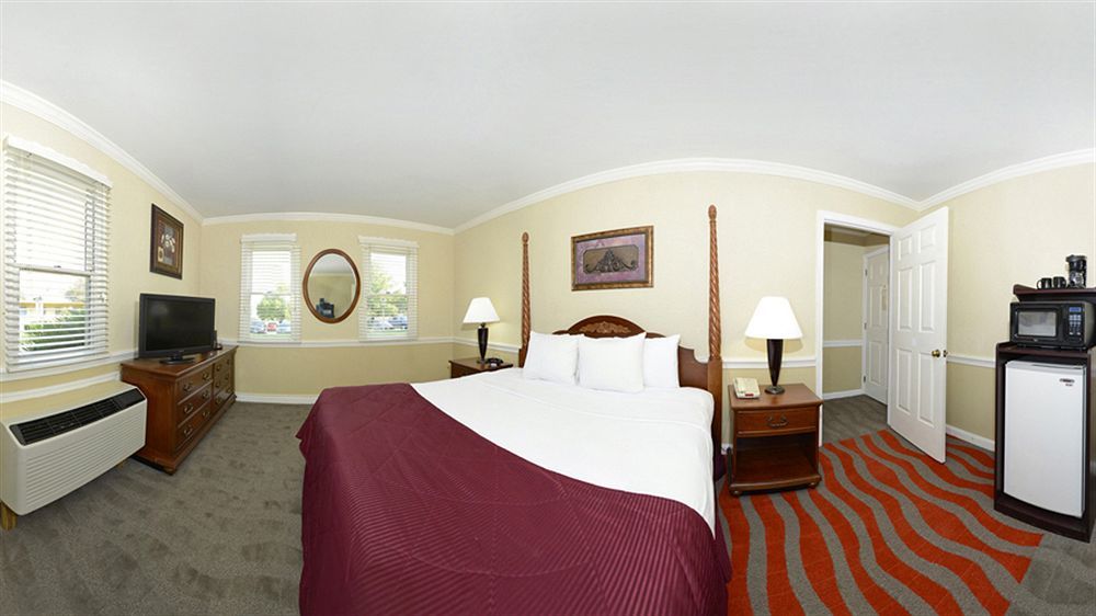 Clarion Inn Strasburg - Lancaster Ngoại thất bức ảnh